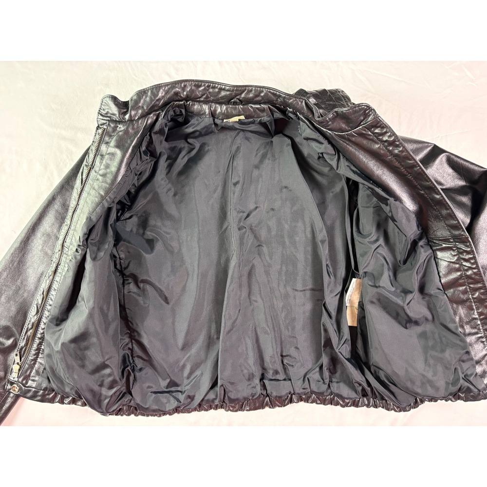 Vintage 80s Leather Bomber Jacket Women XS Black Pleated Moto Biker Powerful Zip - Picture 9 of 10